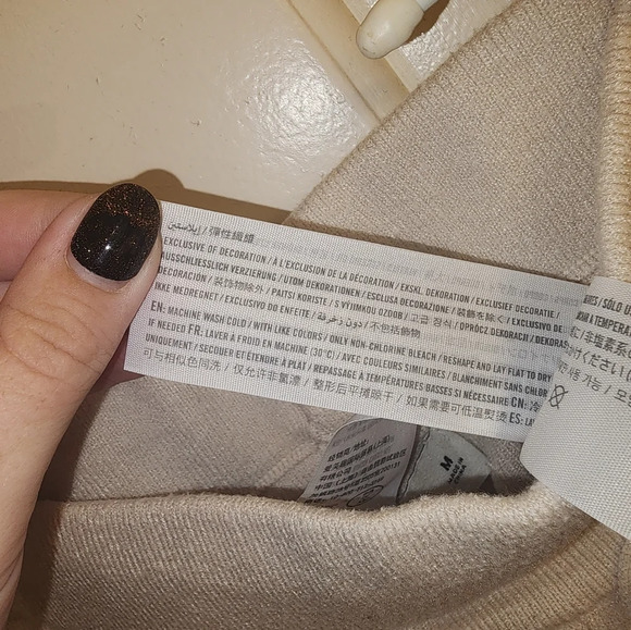 Abercrombie & Fitch soft cream color sweatpants size MED - Picture 4 of 6